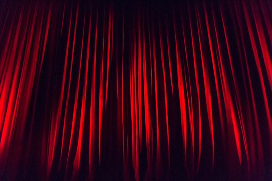 Tendone del teatro Spettacolo "Mucche ballerine"