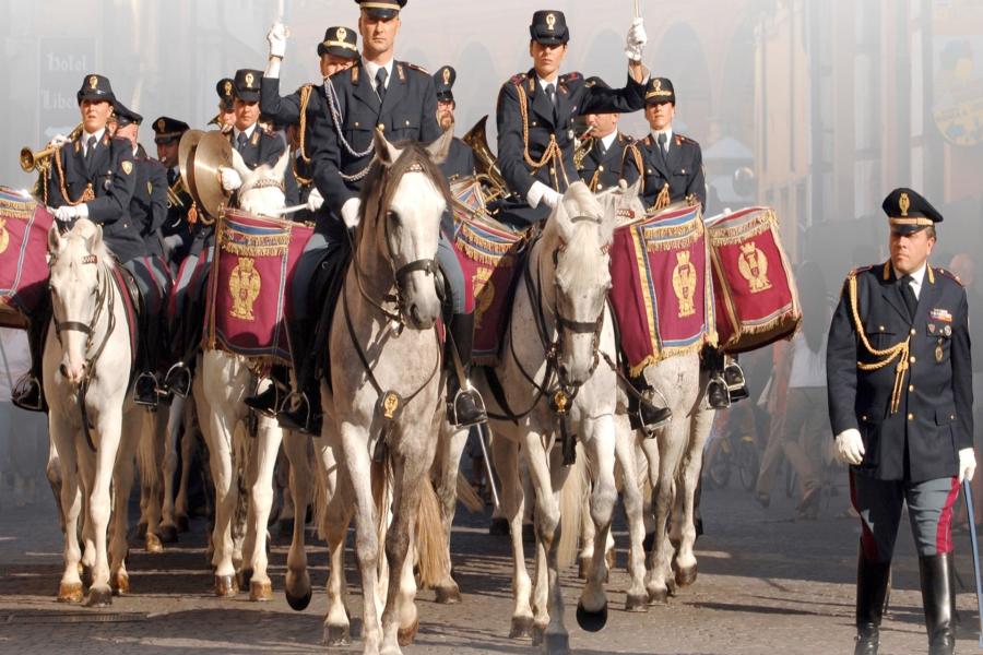 Fanfara a Cavallo della Polizia di Stato Concerto della Fanfara a Cavallo della Polizia di Stato