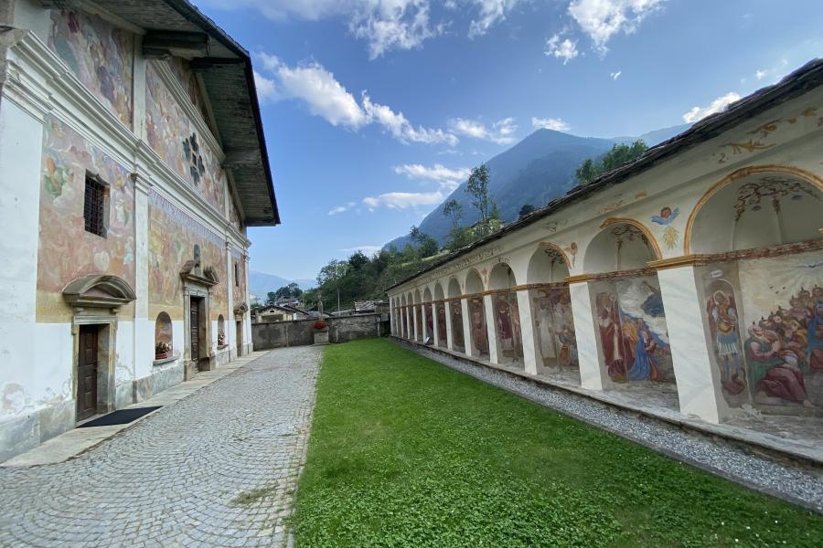 ControTorrente - Visita al borgo e alla chiesa di Issime