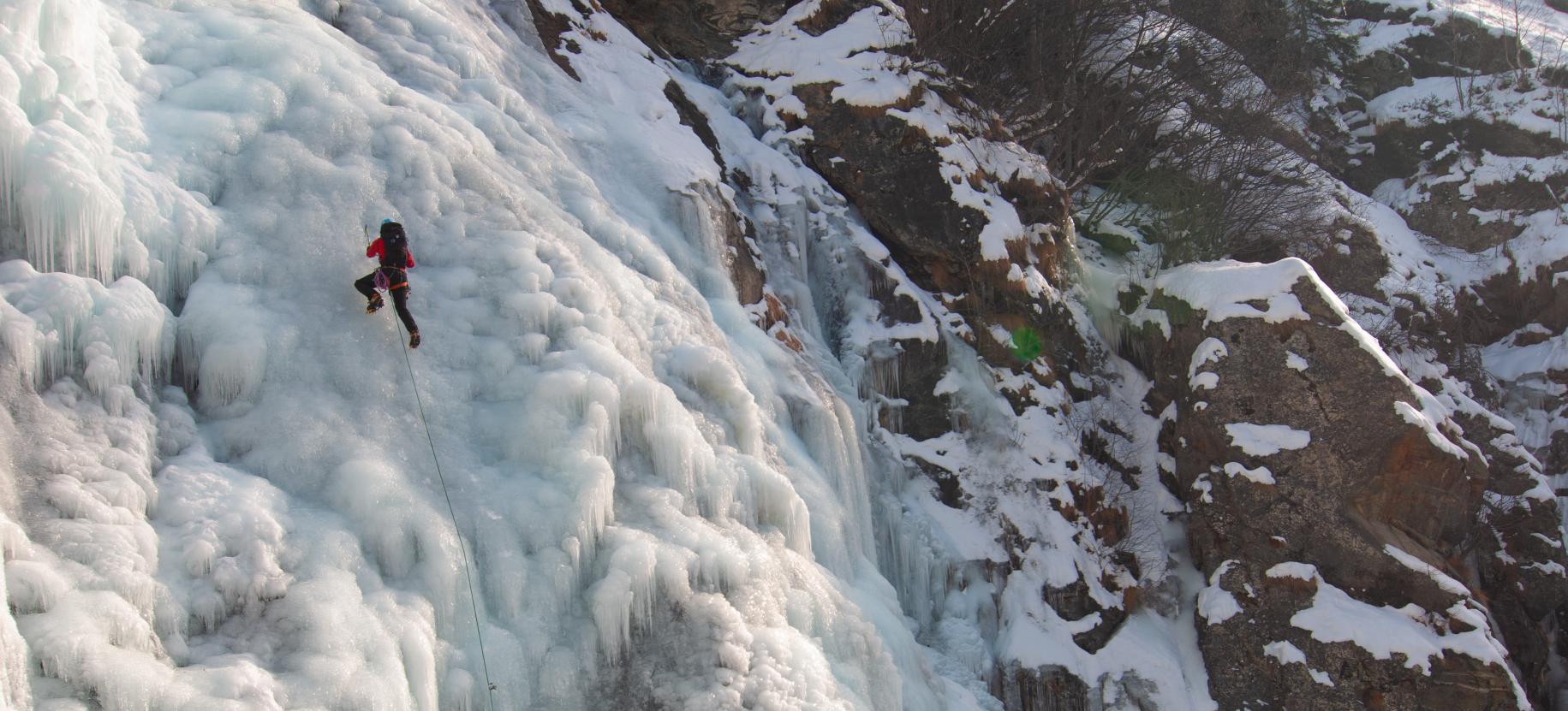 Cascate di ghiaccio nella Valle di Gressoney