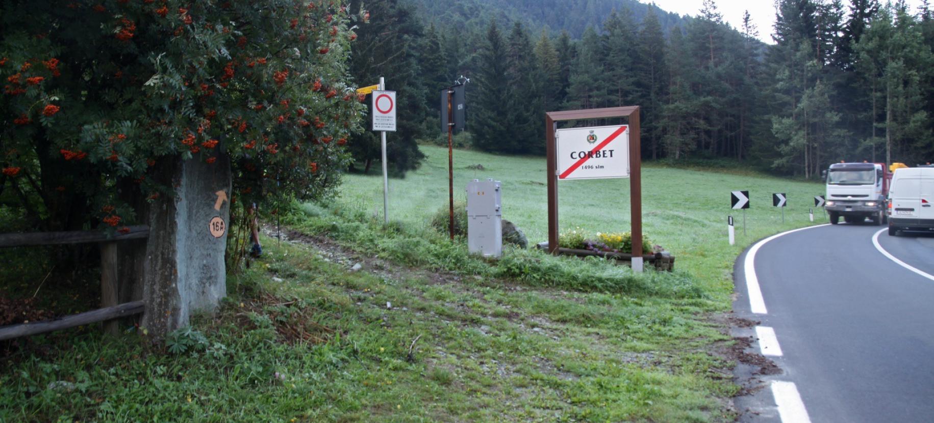 Partenza del sentiero all’inizio di Corbet.