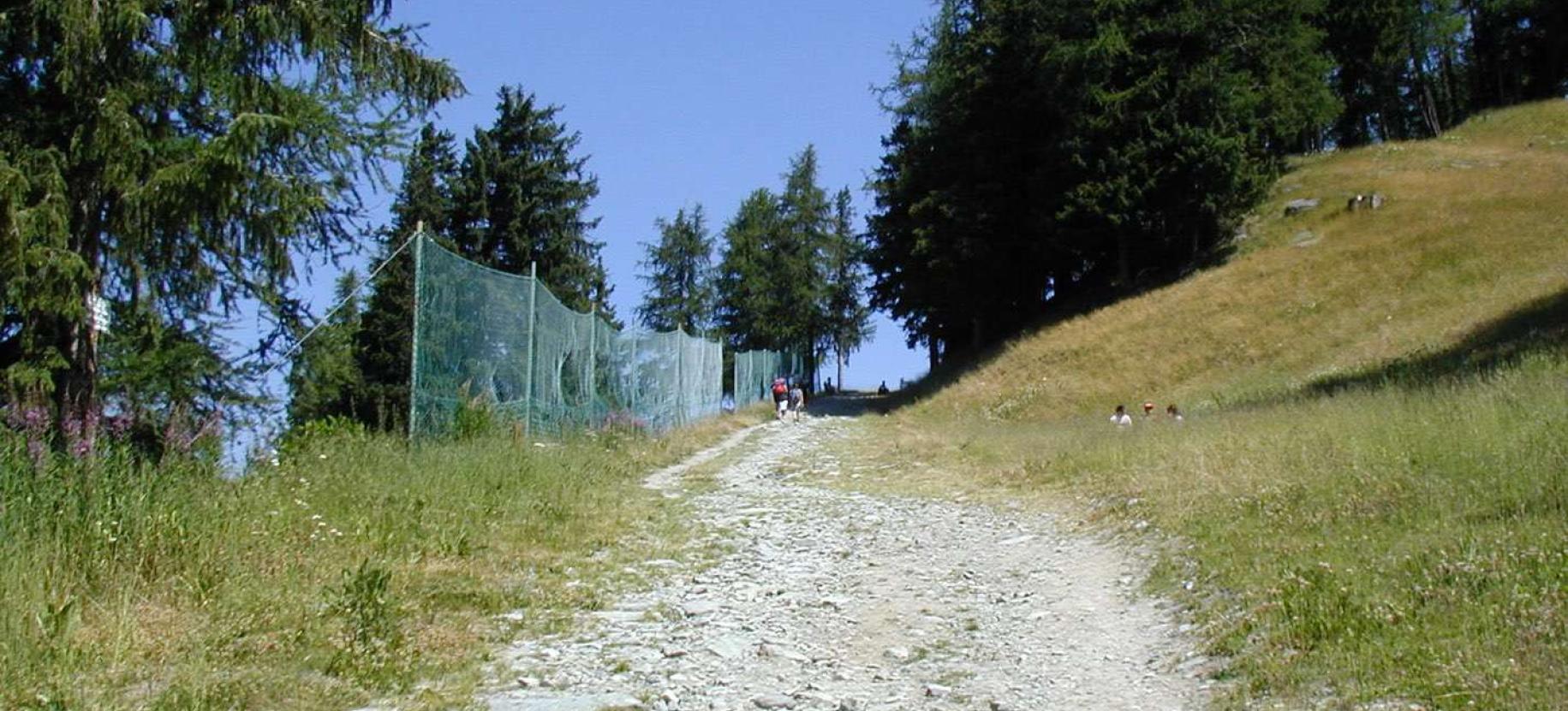 Salita lungo la pista.