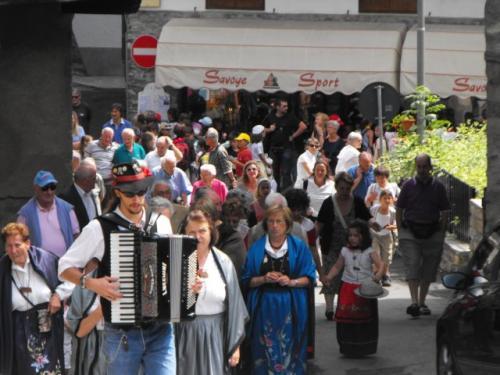 Saint-Benoît: Fête patronale de Dolonne