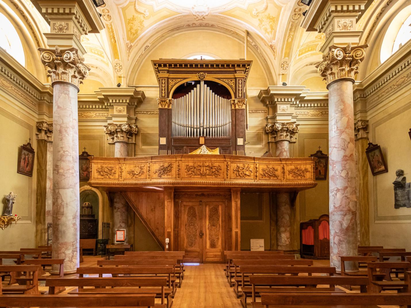 Chiesa Brusson  Coro Joie de Chanter