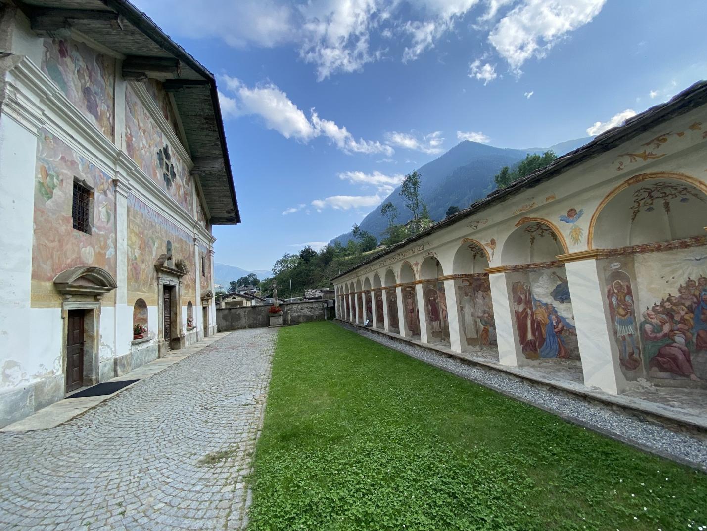 ControTorrente - Visita al borgo e alla chiesa di Issime