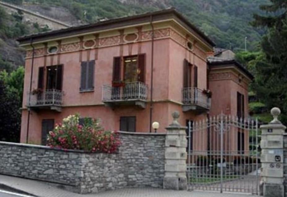 Biblioteca comunale Monsignor Giuseppe Capra Quattro chiacchiere in biblioteca su...Stati Uniti, Europa, Trump ed il Nuovo Disordine Mondiale