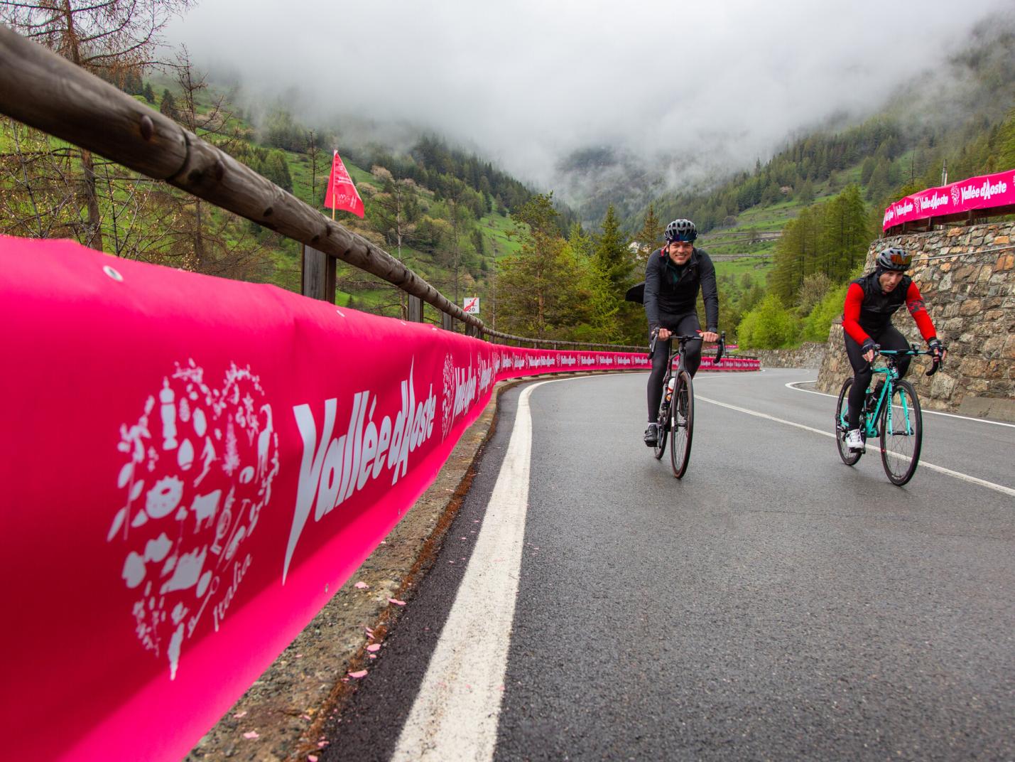 Pedalata Rosa: Sulle tracce del Giro