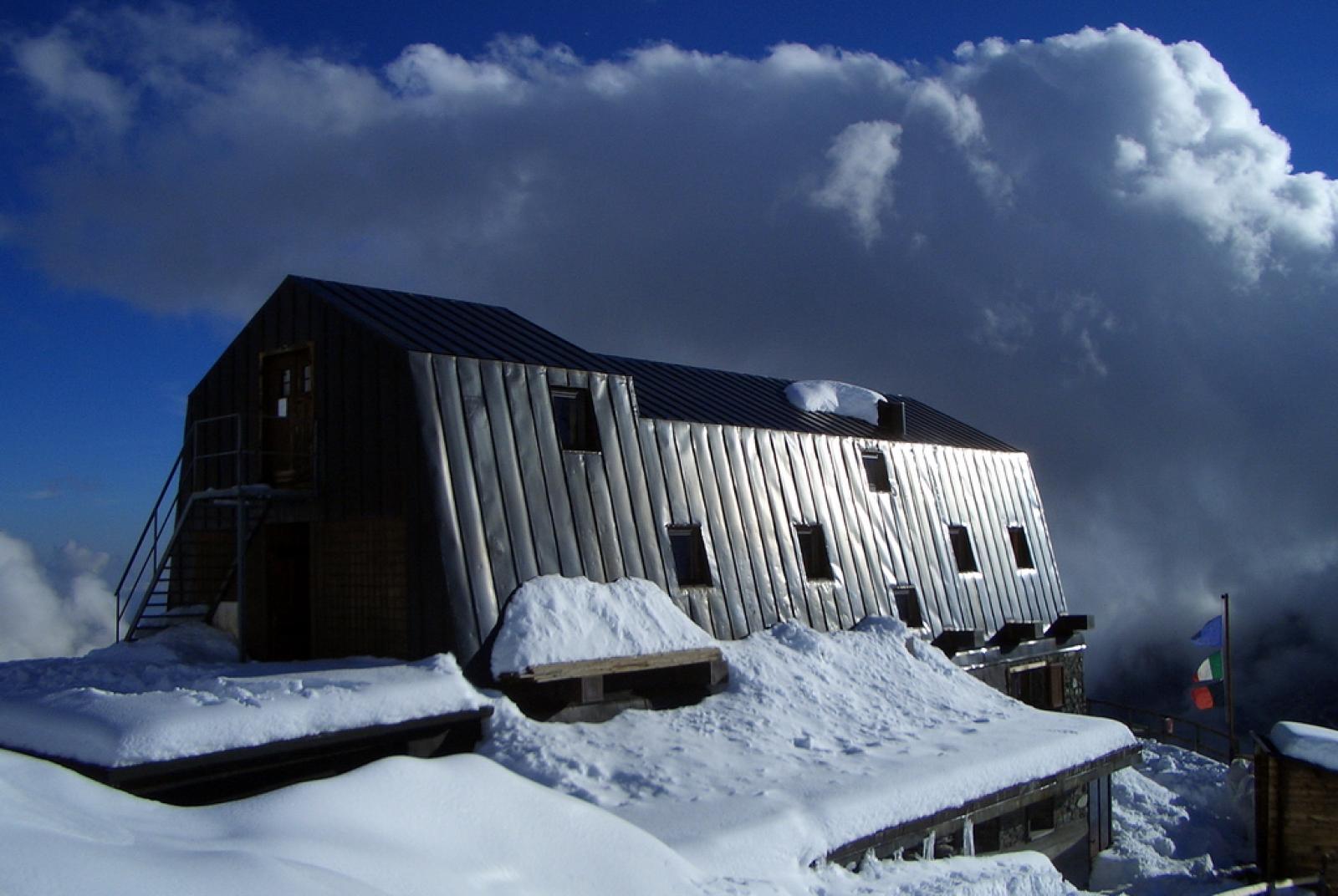 REFUGE GUIDE D’AYAS – LAMBRONECCA