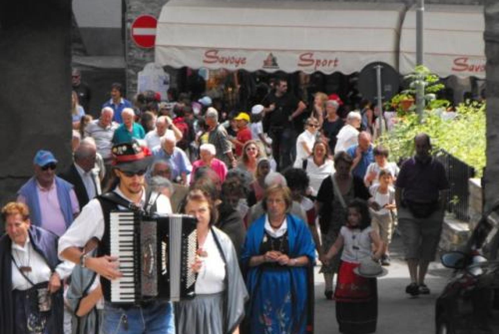 San Benedetto: Festa Patronale di Dolonne