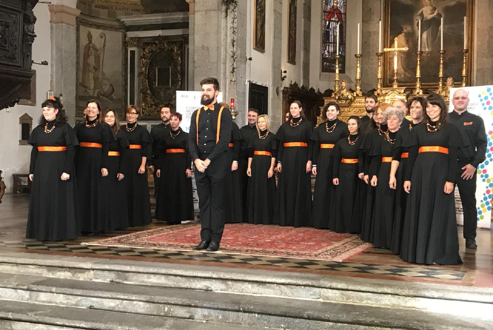 Coro La Manda  Coro “La Manda" di Hône