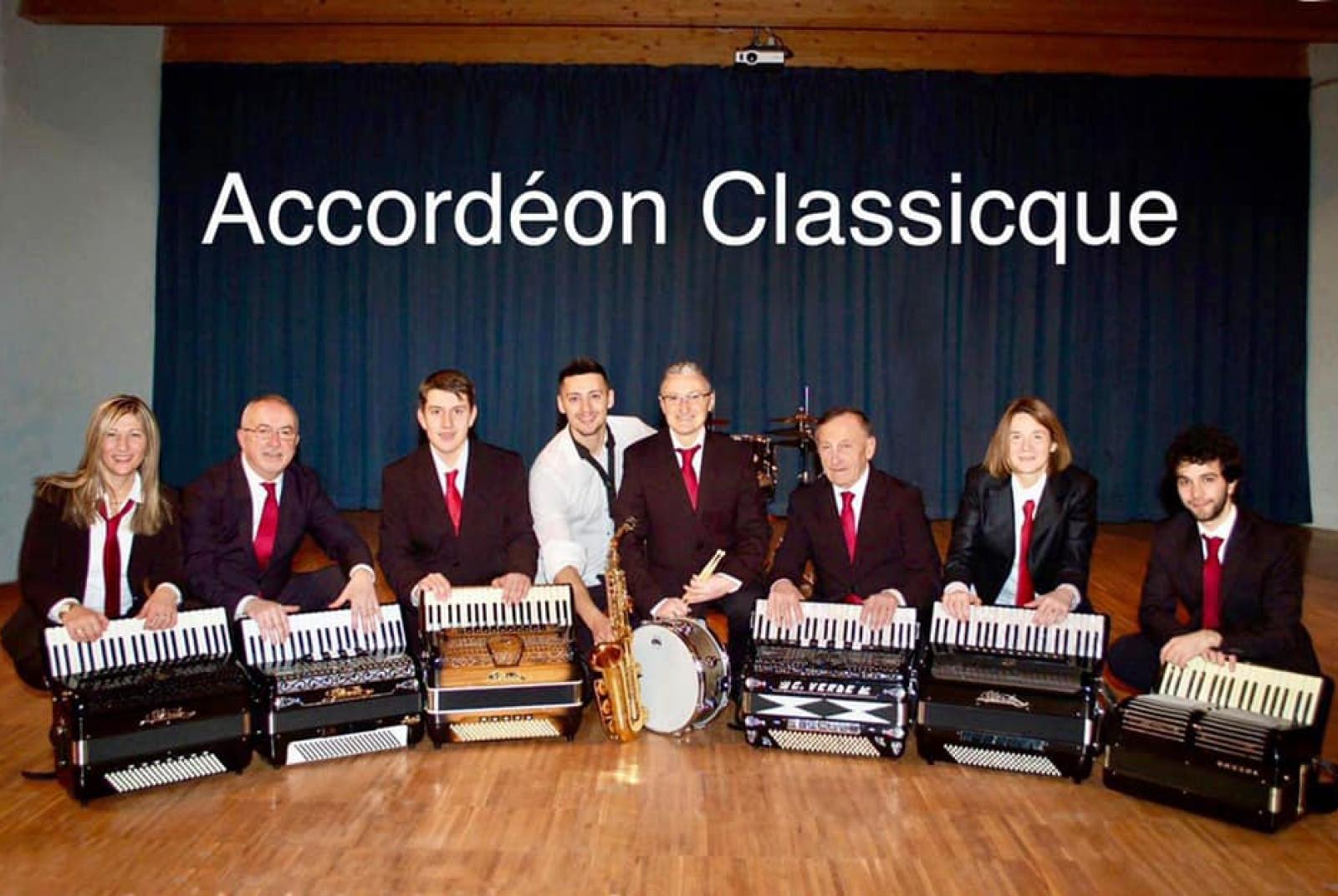 Accordeon Classique Spettacolo MontMartre - Fisarmoniche protagonista