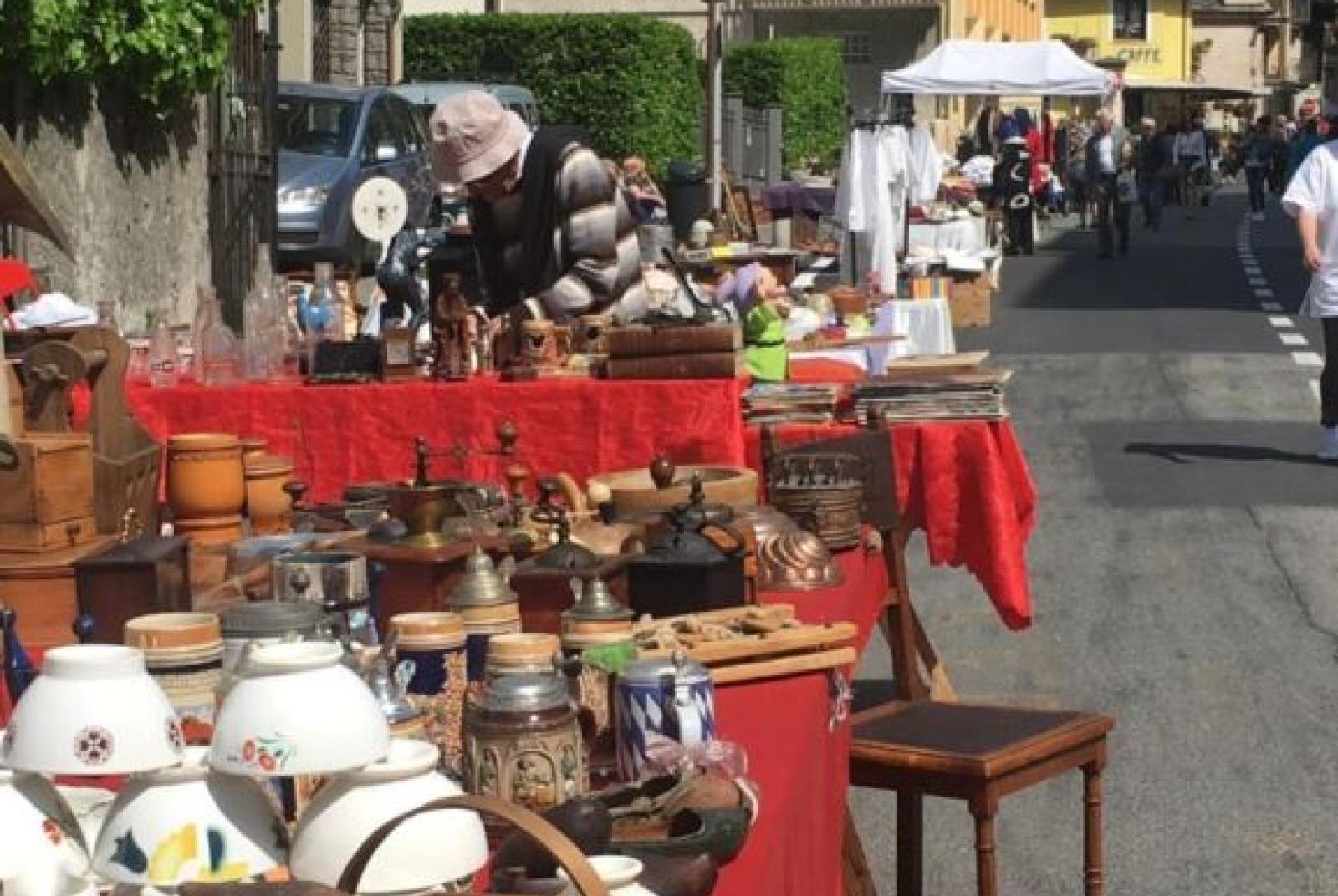 Marché de l'occasion et de l'échange