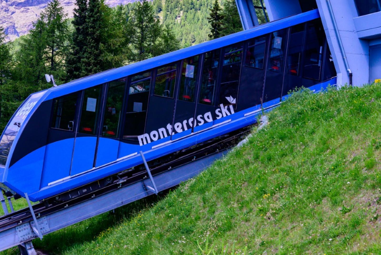 Montez en altitude avec les remontées mécaniques du Groupe Monterosa Ski !