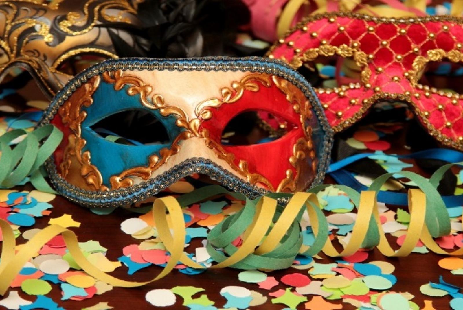 Tous en masque à Champorcher!
